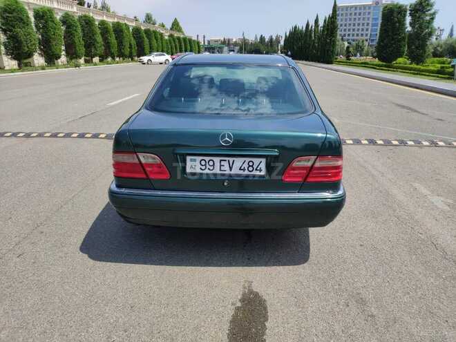 Mercedes E 240 1998, 248,755 km - 2.4 l - Gəncə