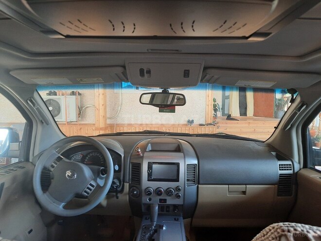 Nissan Armada 2005, 188,000 km - 5.6 l - Neftçala