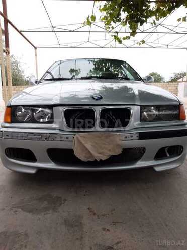 BMW 320 1997, 450,000 km - 2.0 l - Salyan