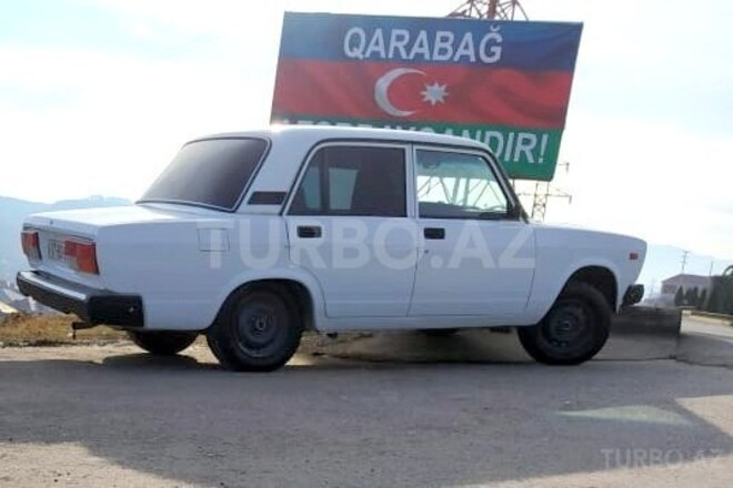 LADA (VAZ) 2107 2005, 80,000 km - 1.6 л - Qusar