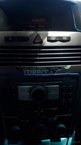 Opel Astra 2005, 320,000 km - 1.8 л - Bakı