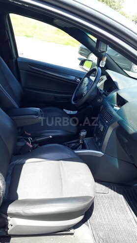 Opel Astra 2005, 320,000 km - 1.8 л - Bakı