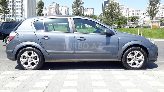 Opel Astra 2005, 320,000 km - 1.8 л - Bakı