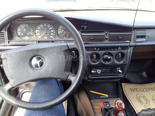 Mercedes 190 1990, 365,000 km - 2.0 l - Bərdə