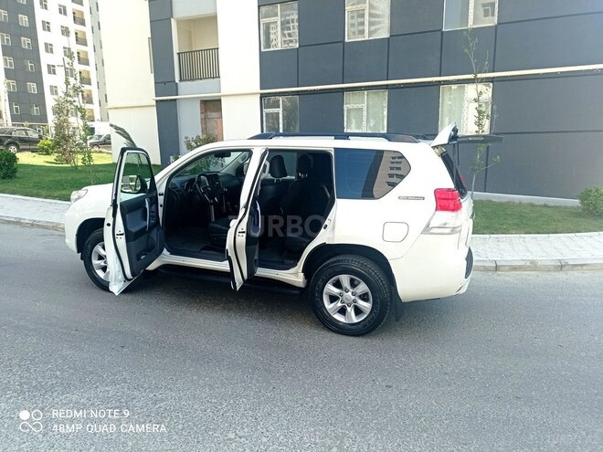 Toyota Prado 2011, 123,460 km - 2.7 л - Bakı