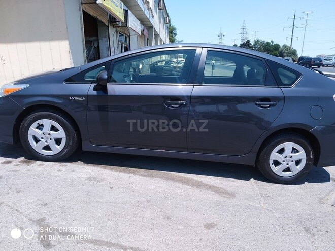 Toyota Prius 2013, 33,577 km - 1.8 l - Bakı