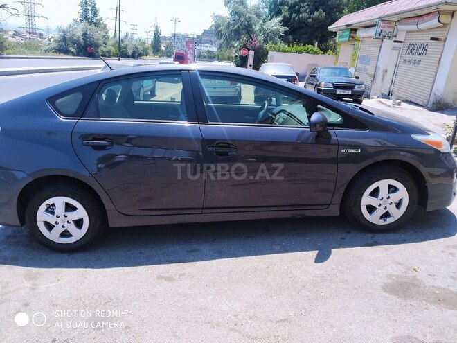 Toyota Prius 2013, 33,577 km - 1.8 l - Bakı