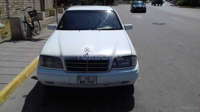 Mercedes C 220 1995, 278,000 km - 2.2 л - Beyləqan