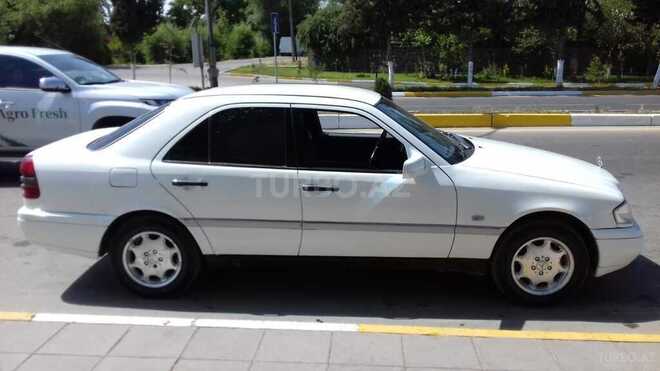 Mercedes C 220 1995, 278,000 km - 2.2 л - Beyləqan