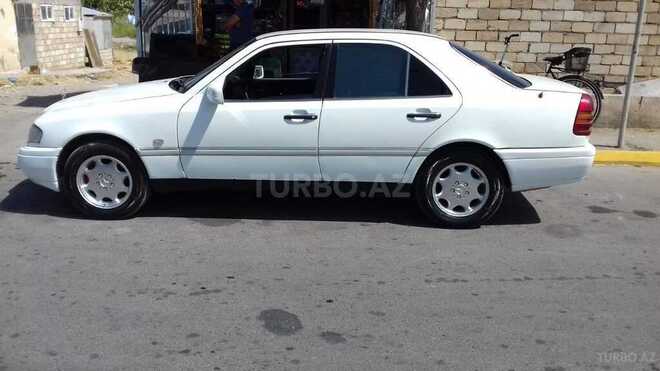 Mercedes C 220 1995, 278,000 km - 2.2 л - Beyləqan