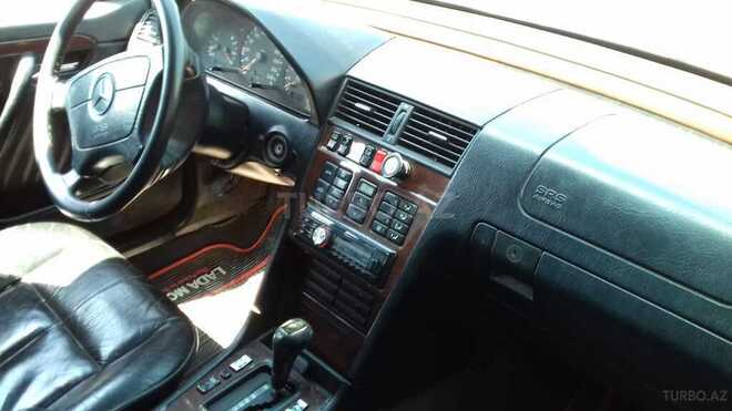 Mercedes C 220 1995, 278,000 km - 2.2 л - Beyləqan