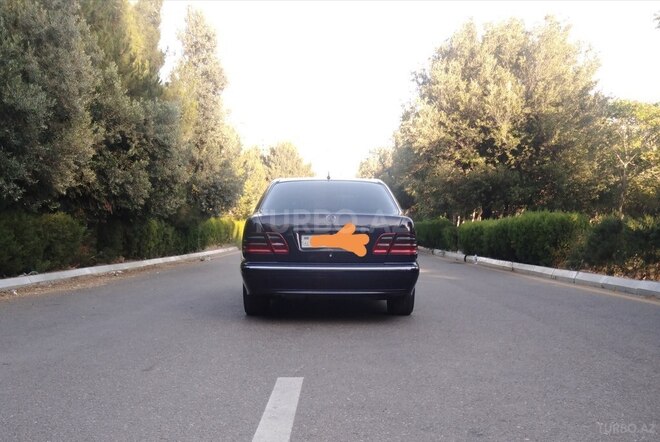 Mercedes E 270 2000, 428,500 km - 2.7 л - Bakı