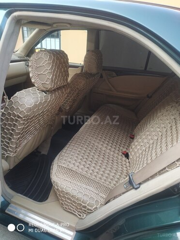 Mercedes E 240 1998, 524,600 km - 2.4 l - Şəmkir