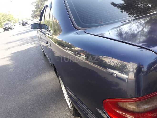 Mercedes E 270 1999, 410,000 km - 2.7 l - Bakı