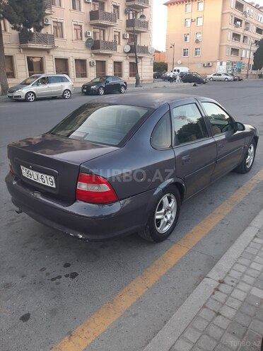 Opel Vectra 1996, 324,500 km - 1.8 l - Bakı