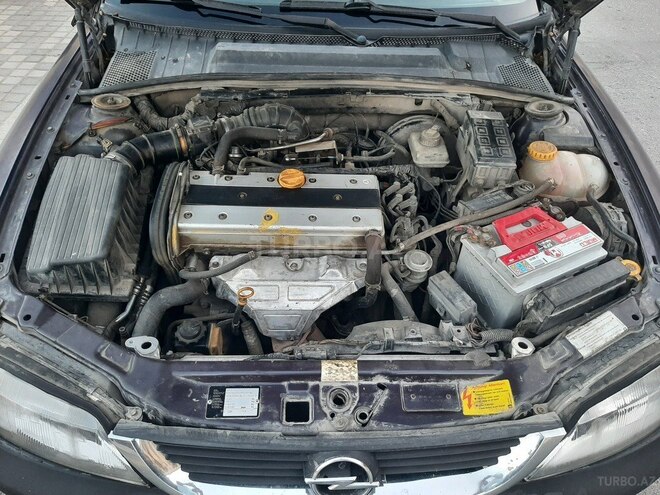 Opel Vectra 1996, 324,500 km - 1.8 l - Bakı
