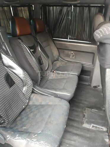 Mercedes V 220 2000, 130,000 km - 2.2 l - Gəncə