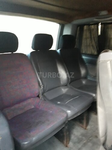 Mercedes V 220 2000, 130,000 km - 2.2 l - Gəncə