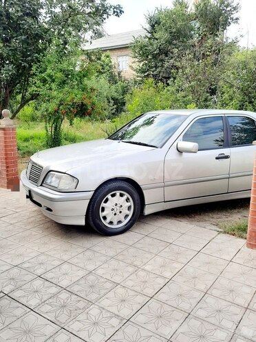 Mercedes C 180 1998, 266,000 km - 1.8 l - Masallı