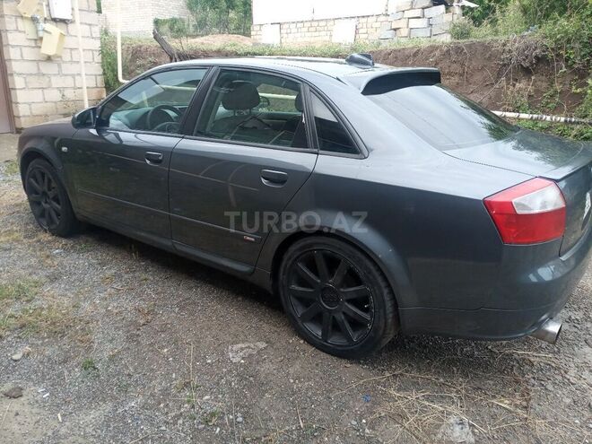 Audi A4 2004, 300,000 km - 1.8 l - Gəncə