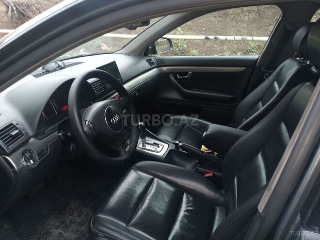 Audi A4 2004, 300,000 km - 1.8 l - Gəncə