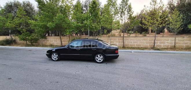 Mercedes E 320 2000, 386,000 km - 3.2 l - Bakı