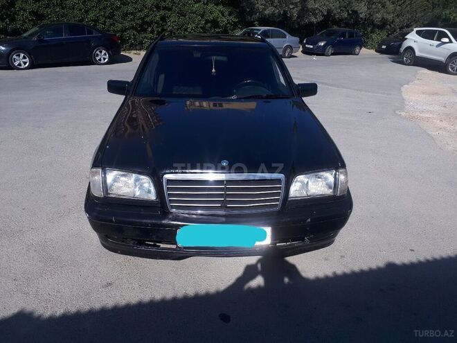 Mercedes C 220 1999, 495,000 km - 2.2 l - Bakı