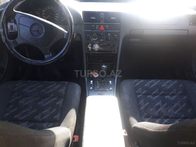 Mercedes C 220 1999, 495,000 km - 2.2 l - Bakı