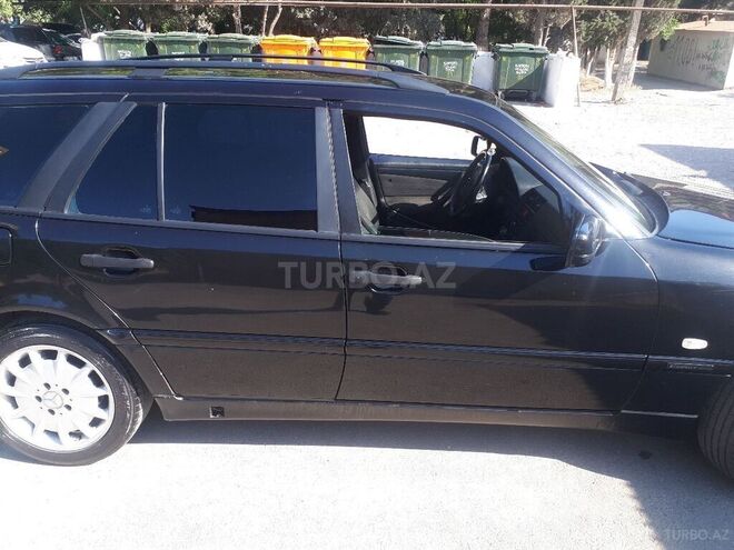 Mercedes C 220 1999, 495,000 km - 2.2 l - Bakı