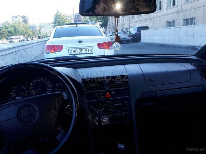 Mercedes C 220 1999, 495,000 km - 2.2 l - Bakı