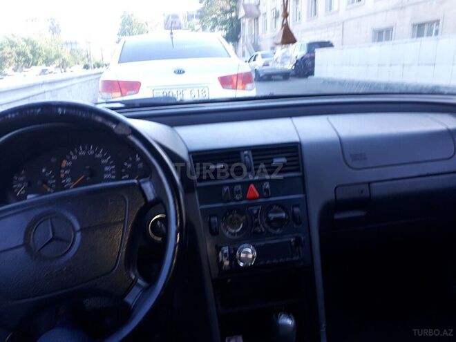 Mercedes C 220 1999, 495,000 km - 2.2 l - Bakı