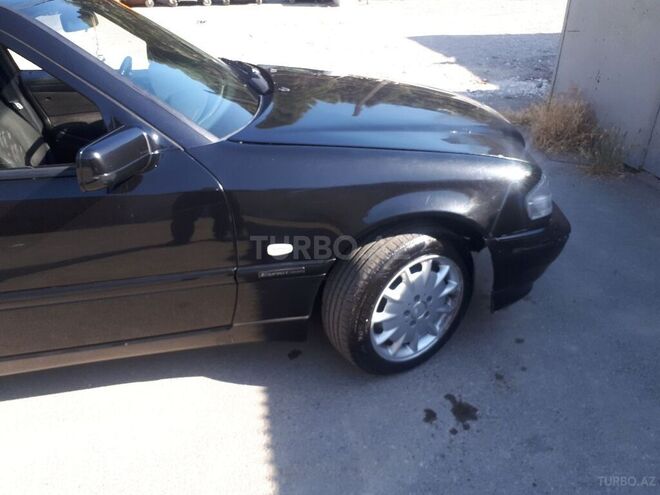 Mercedes C 220 1999, 495,000 km - 2.2 l - Bakı