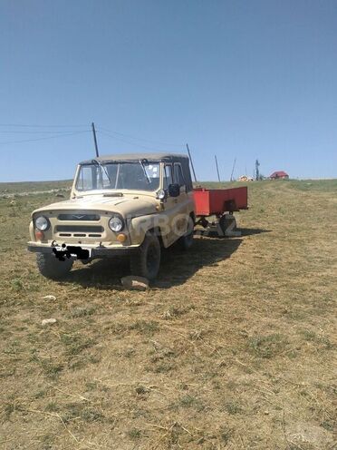 UAZ 31512 1986, 150,000 km - 2.4 l - Qobustan