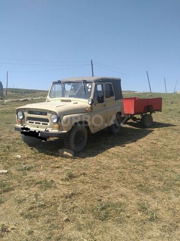UAZ 31512 1986, 150,000 km - 2.4 l - Qobustan