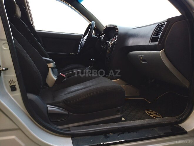 Hyundai Elantra 2003, 448,000 km - 2.0 l - Bakı