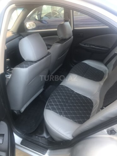 Nissan Sunny 2006, 300,000 km - 1.6 l - Bakı