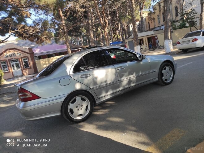 Mercedes C 240 2004, 286,000 km - 2.4 l - Bakı