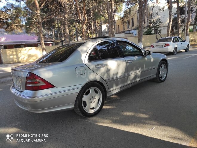 Mercedes C 240 2004, 286,000 km - 2.4 l - Bakı