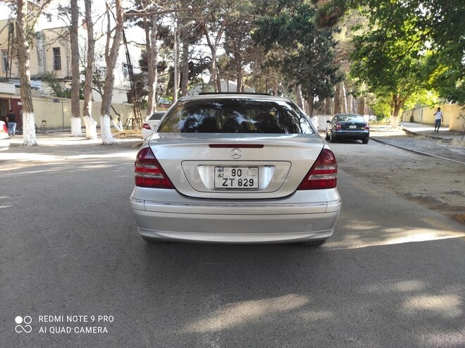 Mercedes C 240 2004, 286,000 km - 2.4 l - Bakı