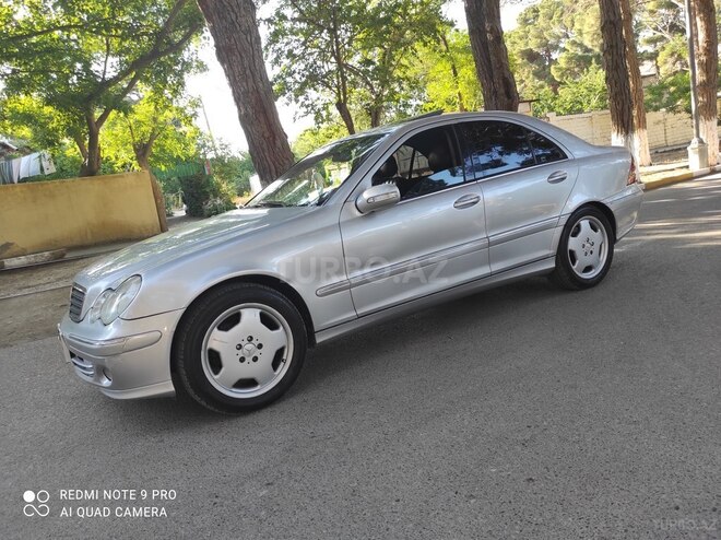 Mercedes C 240 2004, 286,000 km - 2.4 l - Bakı
