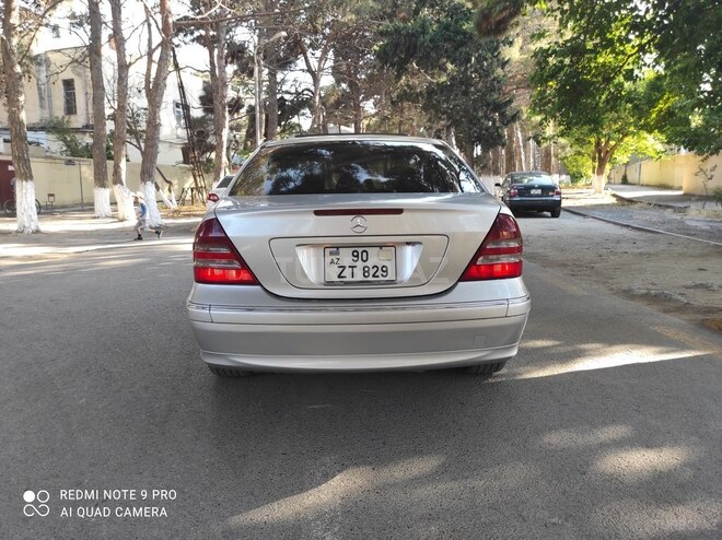 Mercedes C 240 2004, 286,000 km - 2.4 l - Bakı