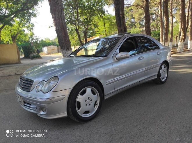 Mercedes C 240 2004, 286,000 km - 2.4 l - Bakı