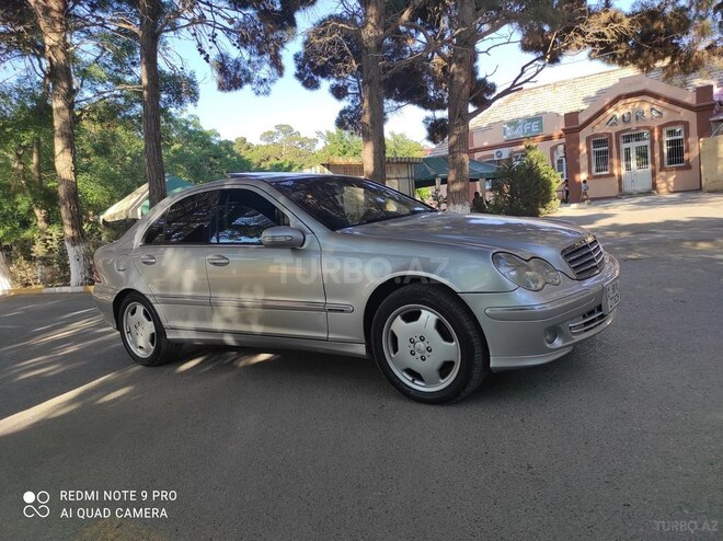 Mercedes C 240 2004, 286,000 km - 2.4 l - Bakı