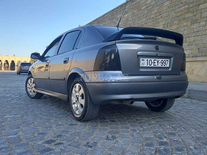Opel Astra 2006, 256,000 km - 1.4 л - Bakı