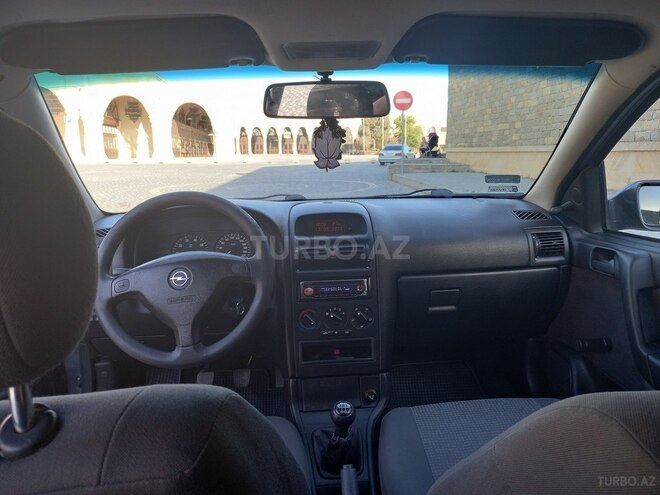 Opel Astra 2006, 256,000 km - 1.4 л - Bakı