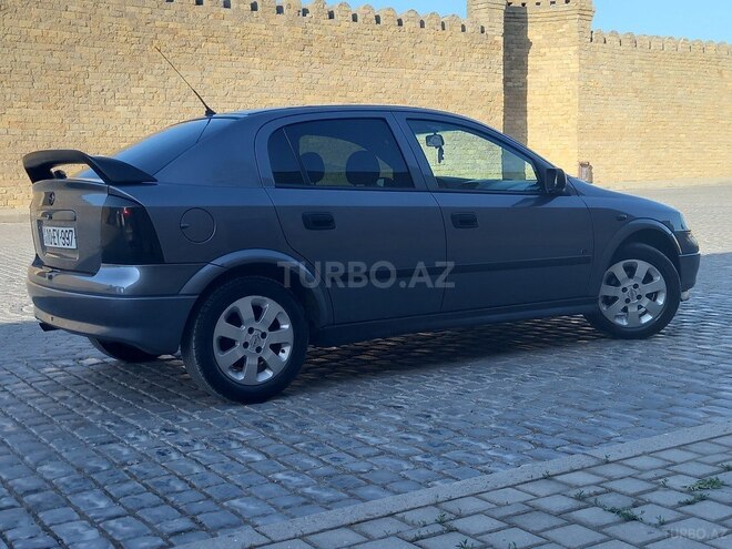 Opel Astra 2006, 256,000 km - 1.4 л - Bakı
