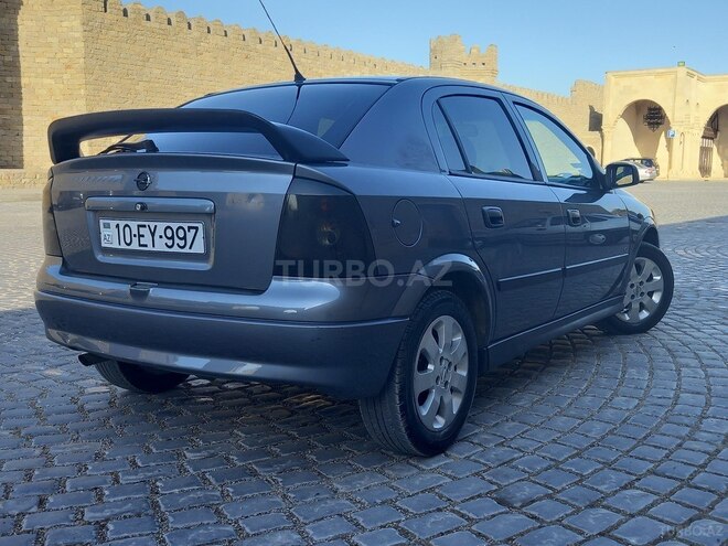 Opel Astra 2006, 256,000 km - 1.4 л - Bakı