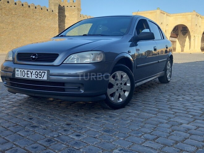 Opel Astra 2006, 256,000 km - 1.4 л - Bakı