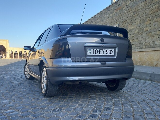 Opel Astra 2006, 256,000 km - 1.4 л - Bakı