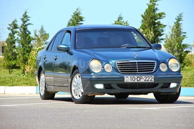 Mercedes E 320 2000, 250,000 km - 3.2 л - Bakı